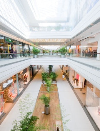 kingsway shopping centre bought by queensberry real estate