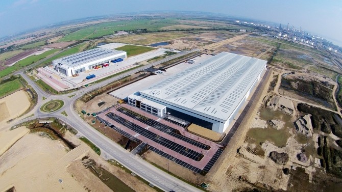 Knight Frank appointed to manage 560 acre London gateway logistics park