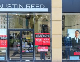 Thousand jobs at risk as Austin Reed set to close all stores